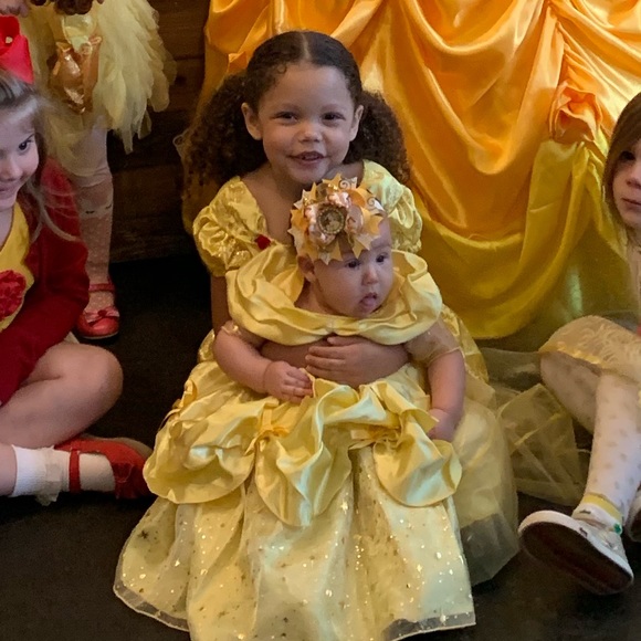 Meet your Posher, Kelly - Picture 8 of 8